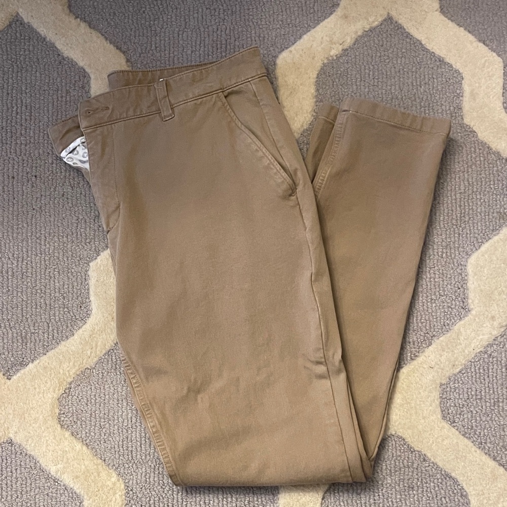 Mugsy Classic Men's Khaki Chinos. Flexible and comfortable.